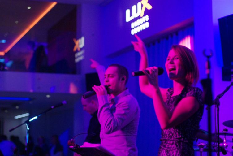 lux6.jpg
